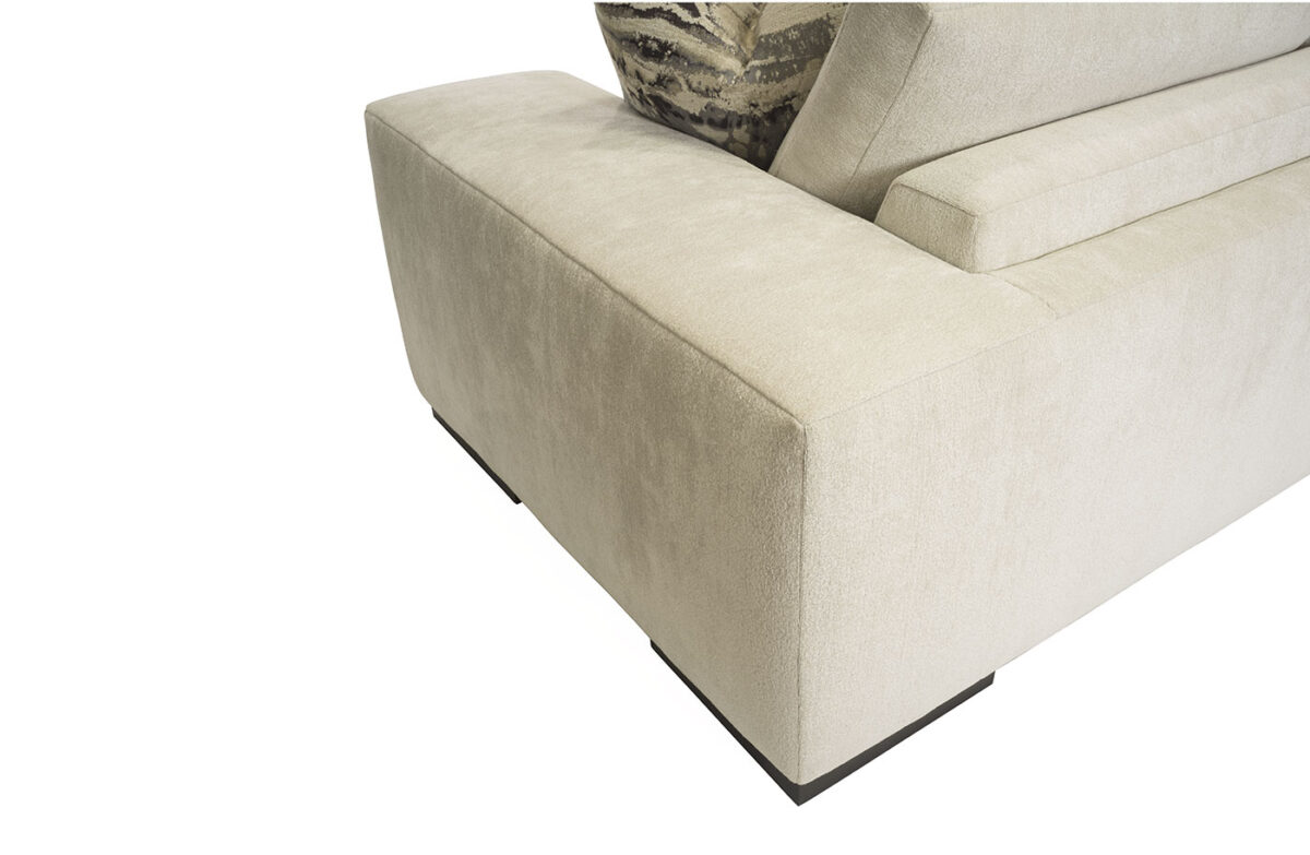 Carbon (Wood Leg) 2pc Peninsula Sectional - Image 8