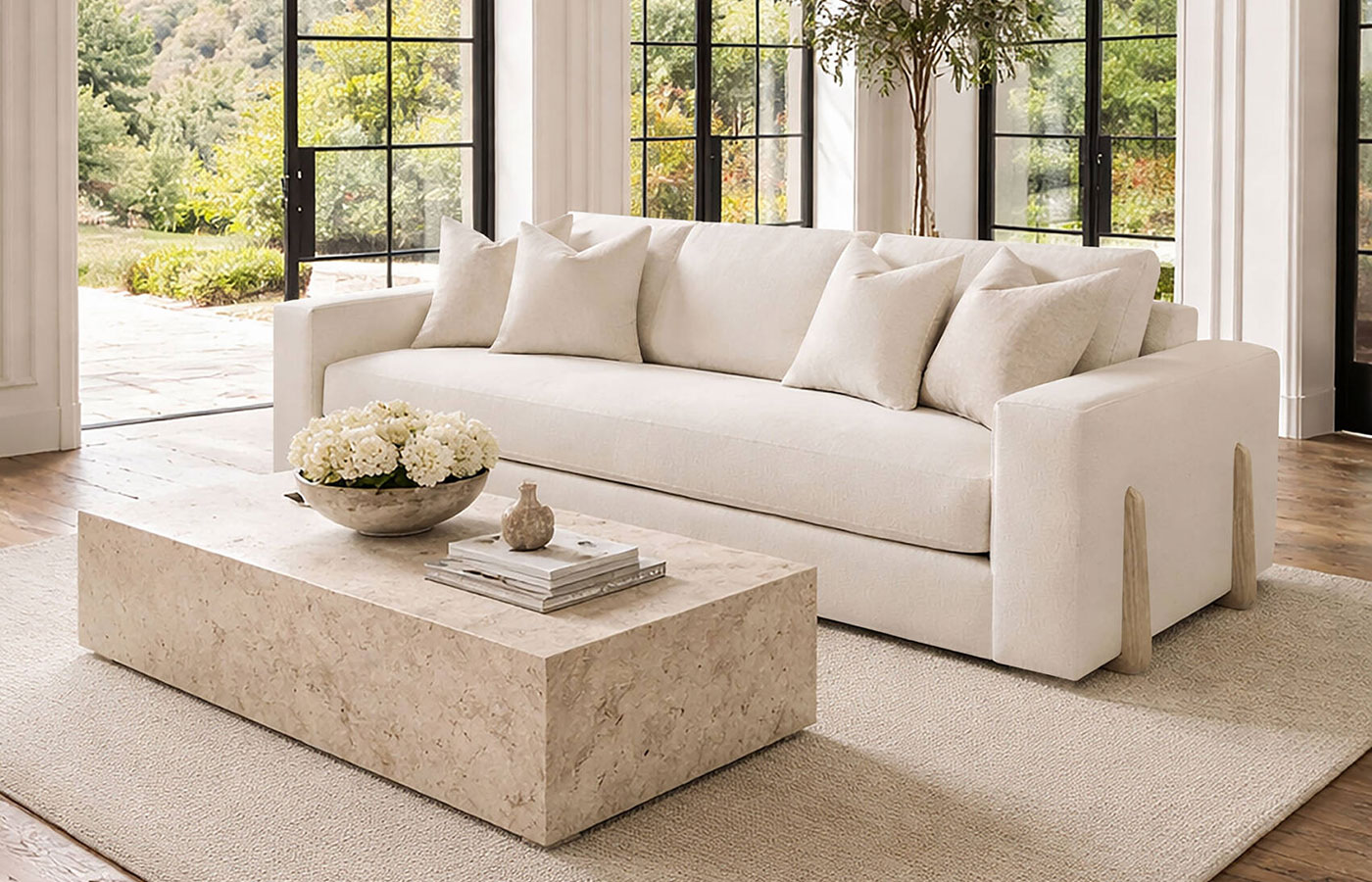 ルネ　ファージレ　34 Rene Milano (WL) Sofa 3/1 New! - Rene Cazares